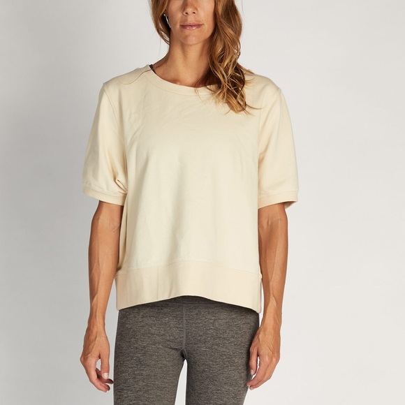 Vuori Tops - NWT ✨ Vuori Terry Tee